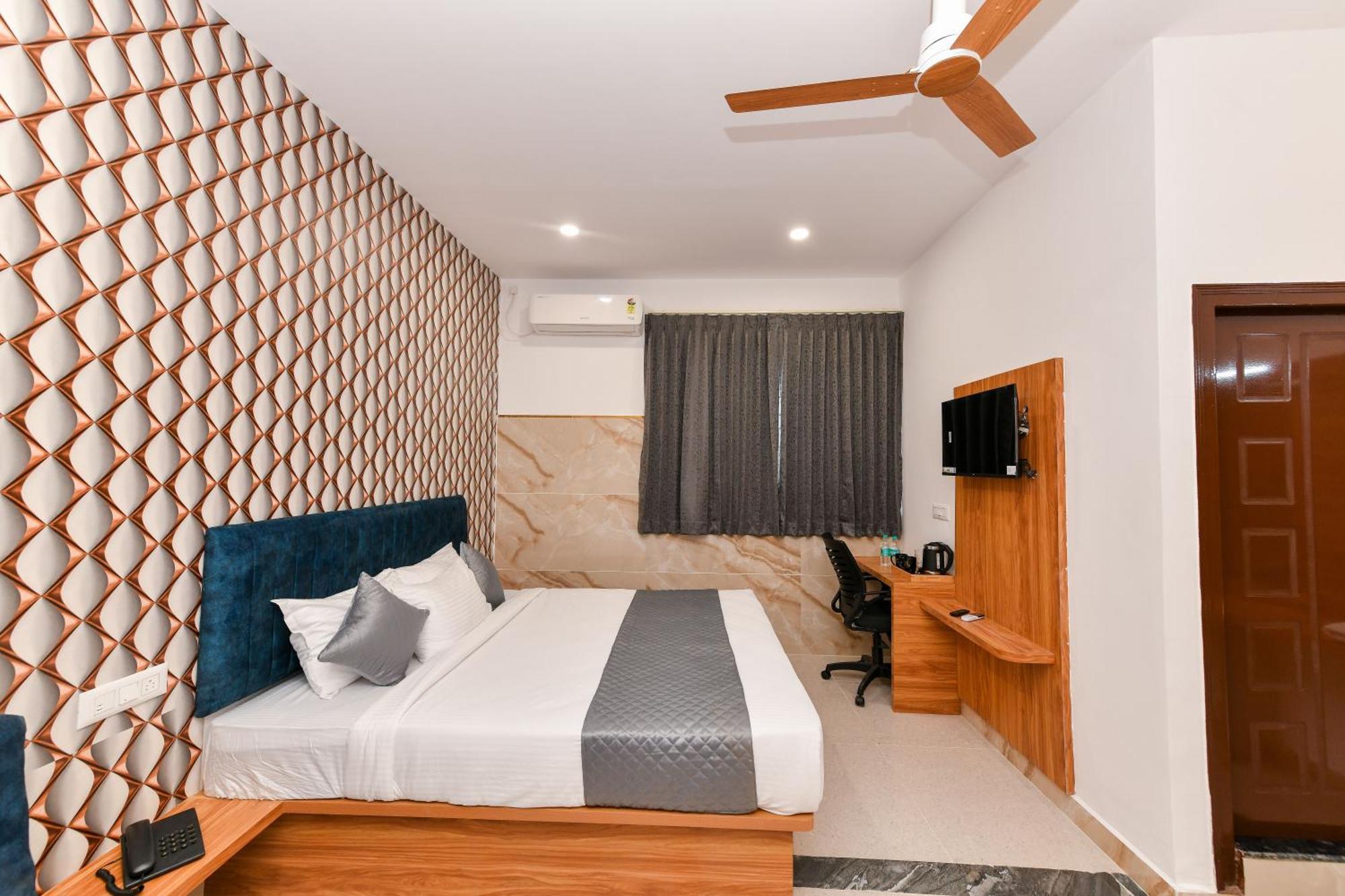 Hotel Shine International Mysore Eksteriør billede