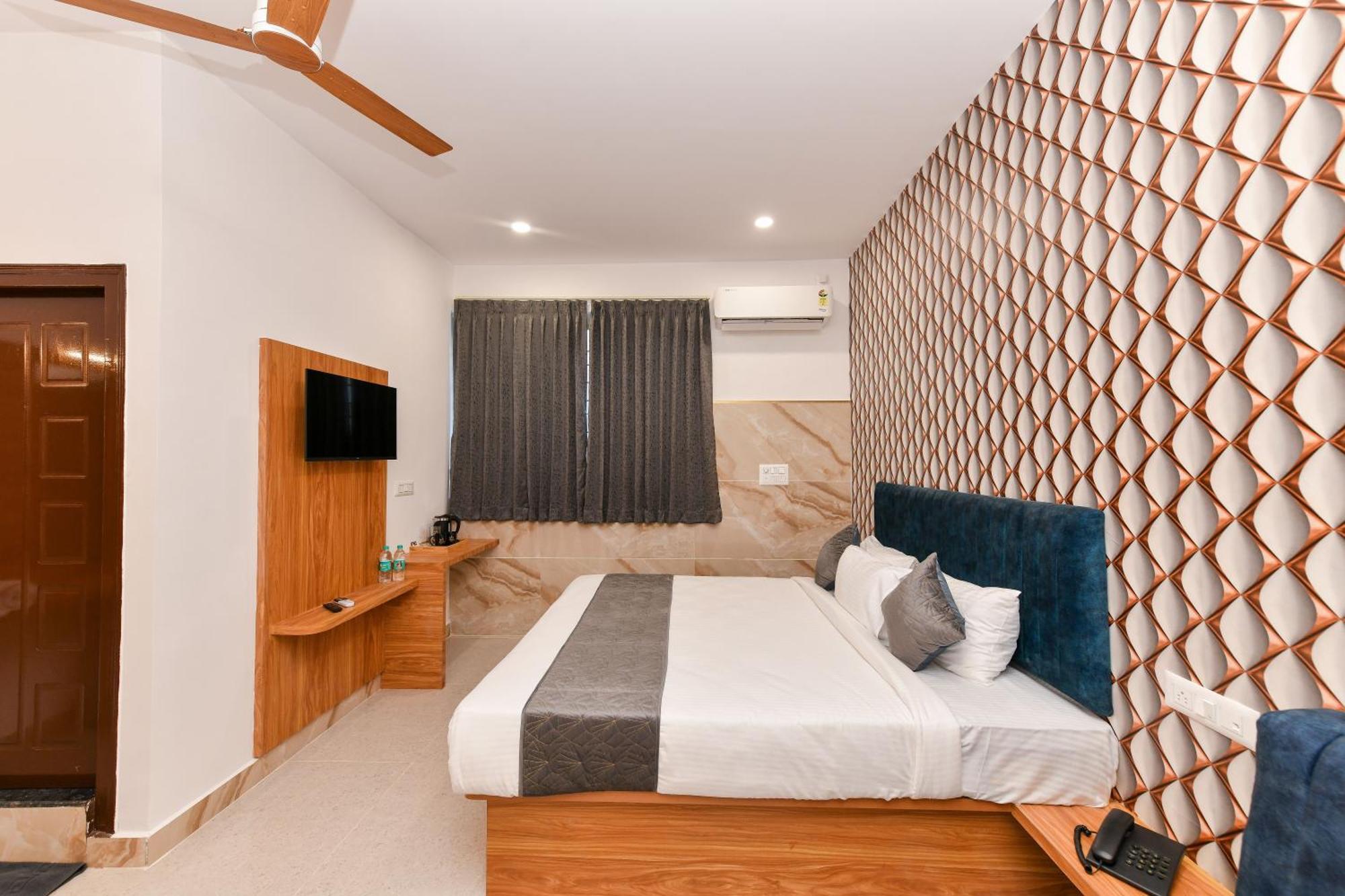 Hotel Shine International Mysore Eksteriør billede