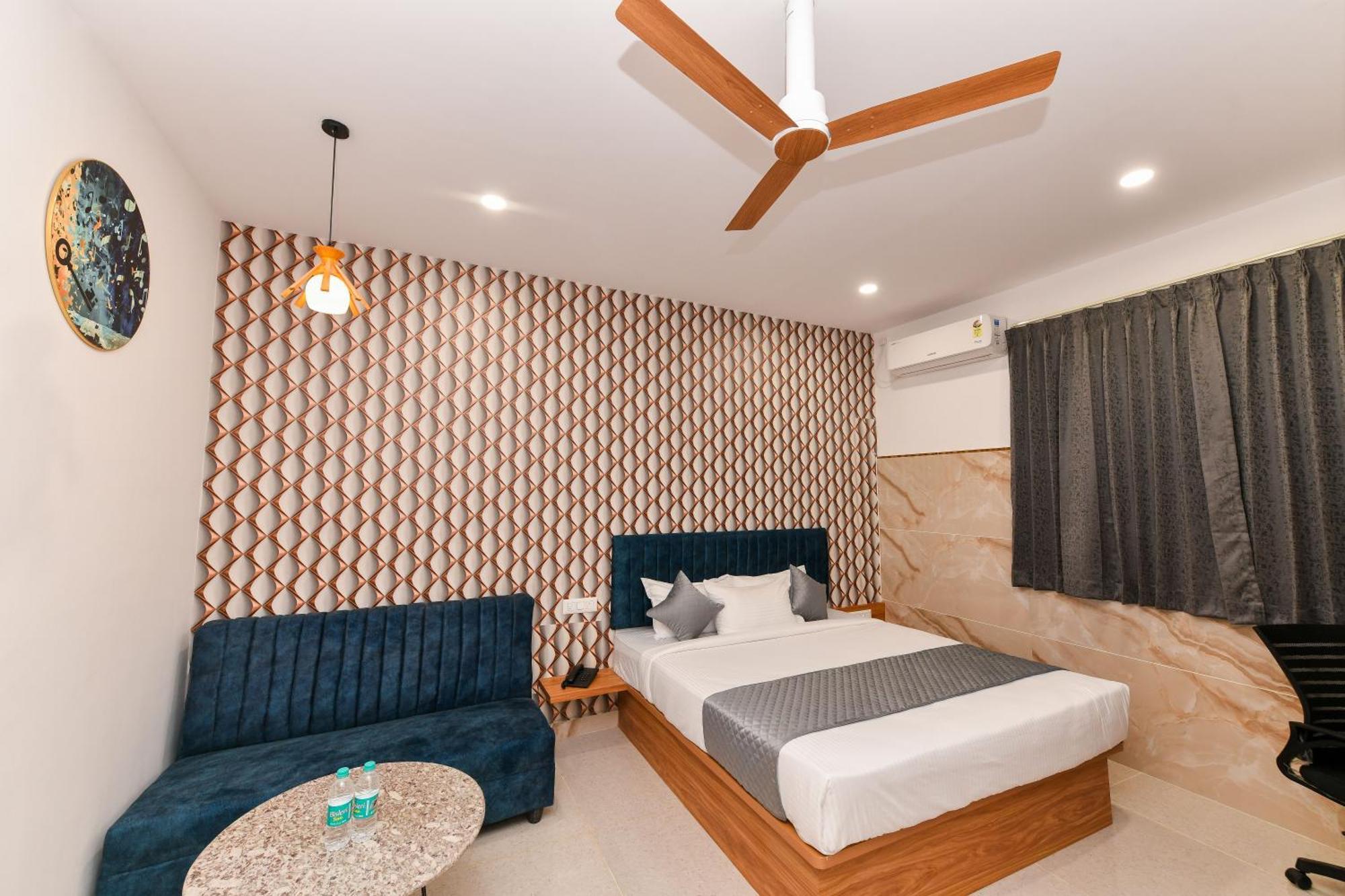 Hotel Shine International Mysore Eksteriør billede