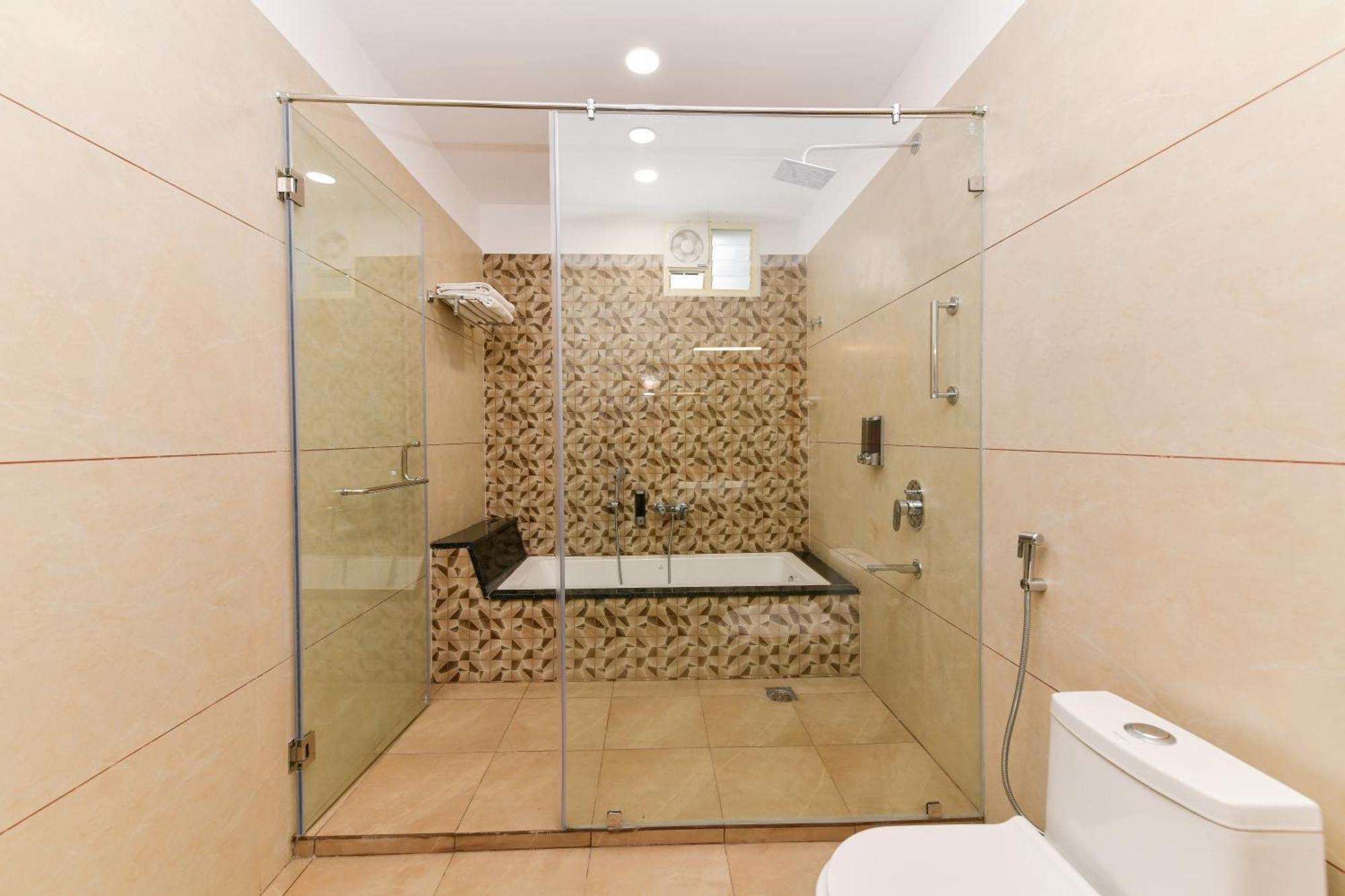 Hotel Shine International Mysore Eksteriør billede