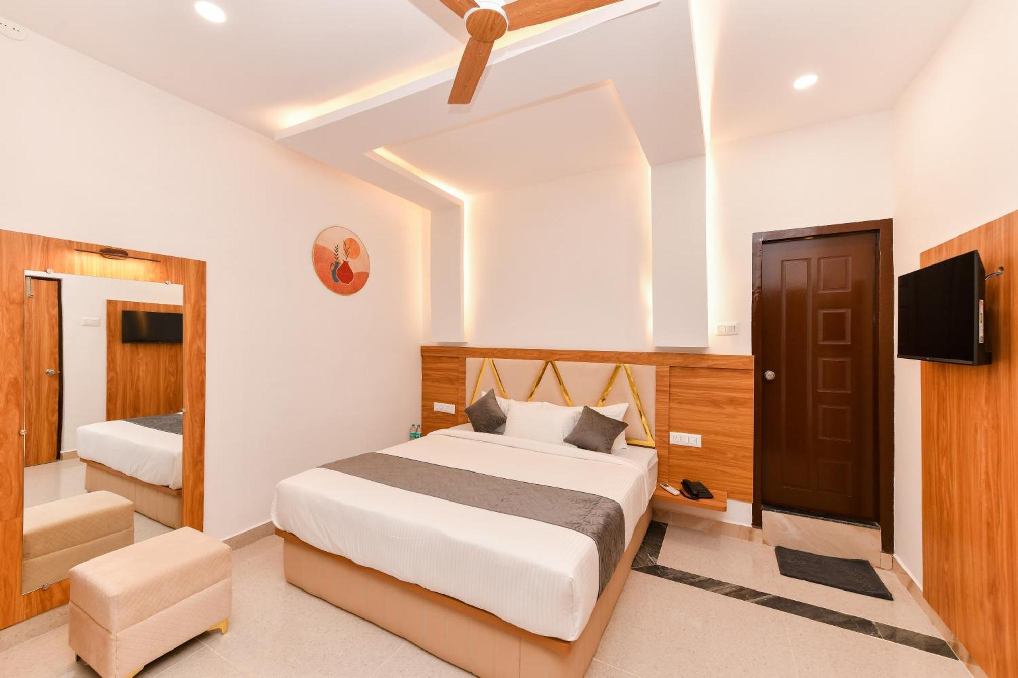 Hotel Shine International Mysore Eksteriør billede